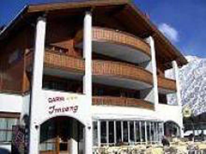 Hostel Imseng Саас-Фее Екстериор снимка